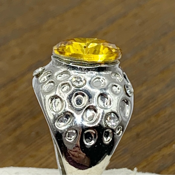 Citrine yellow glass chunky domed cocktail ring silver tone sz 7 - Picture 9 of 14